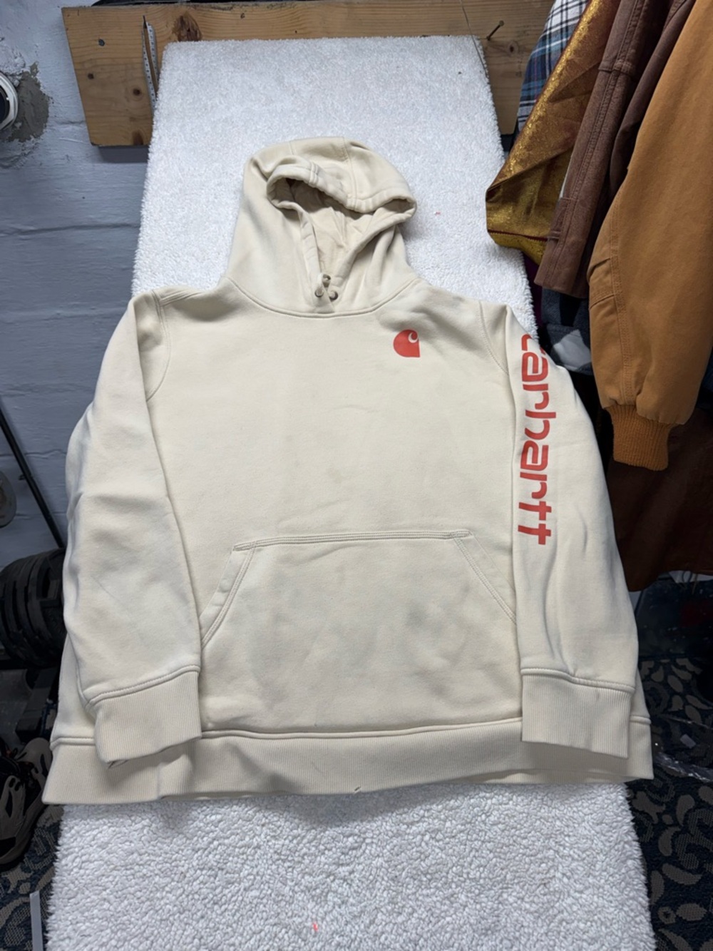 Carhartt Cream Hoodie with Red Logo Men’s Pullover relaxed fit Sz 3X fair cond